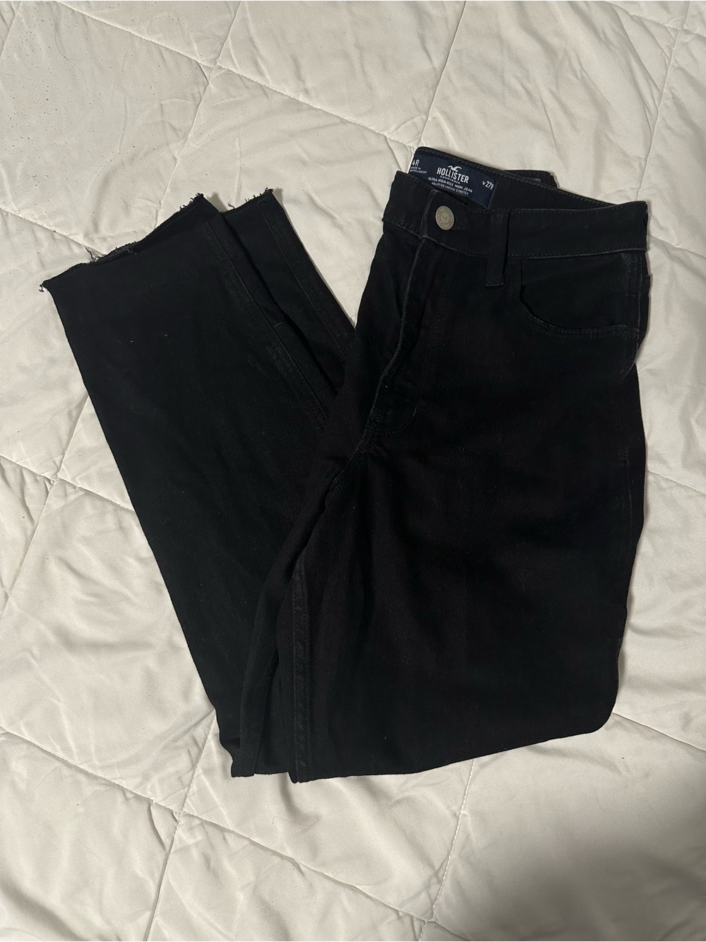 Hollister Ultra High-Rise Black Mom Jean